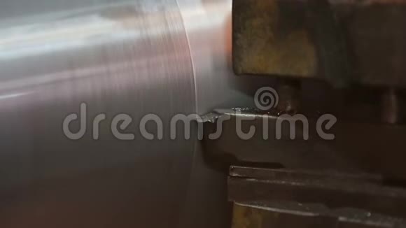 金属加工焊接铣磨切割视频的预览图