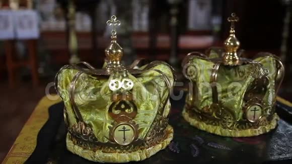 东正教的婚礼皇冠视频的预览图