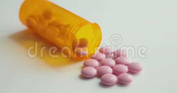 药丸在一个无缝的循环旋转循环药物丸瓶溢出的医用药丸处方瓶及视频的预览图