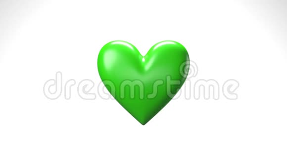 绿色破碎的心物在白色的背景心形物体粉碎成碎片视频的预览图