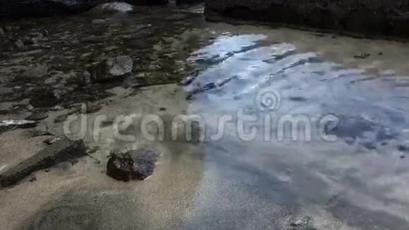 贝基亚玛格丽特公主海滩的海洋视频的预览图