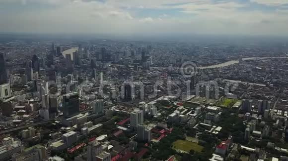 4曼谷市区的鸟瞰图视频的预览图