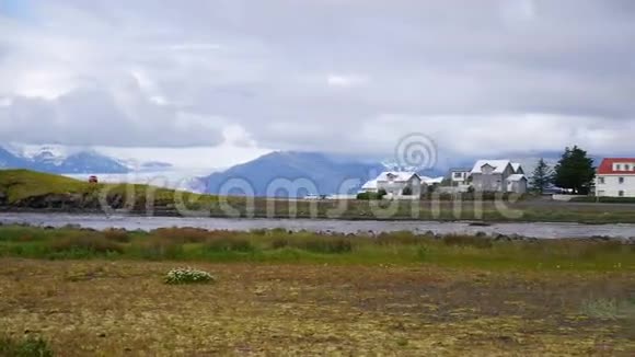 冰岛南部的一个小镇视频的预览图