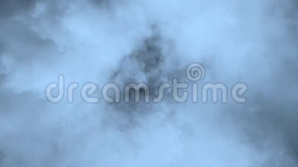 蓝云云景动画图形元素包括阿尔法频道视频的预览图