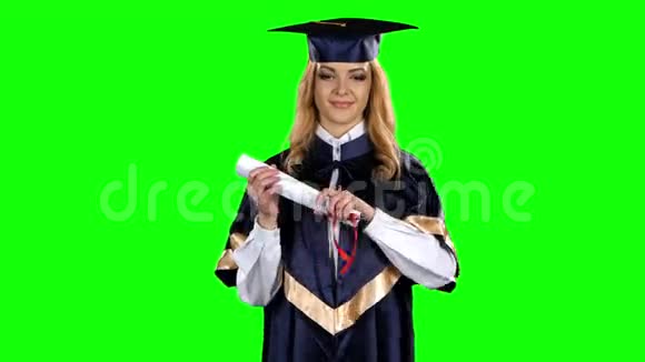 毕业颁发文凭绿色屏幕视频的预览图