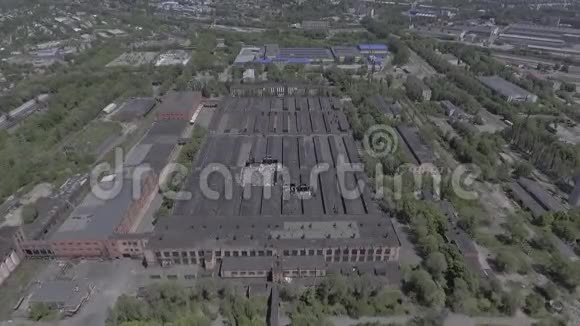 旧工厂视频的预览图