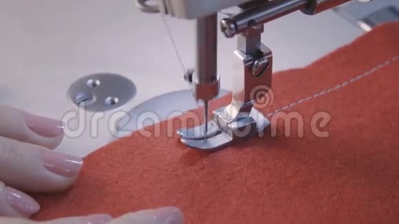 缝纫机缝纫筛选工艺缝纫机特写视频的预览图