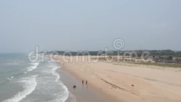 印度泰米尔纳德邦春南巴尔的印度天堂海滩PlageParadiso视频的预览图