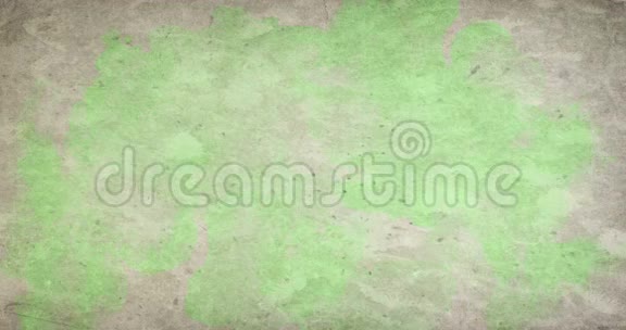 在老式的旧纸上涂上水彩泼溅效果和色度键绿色屏幕视频的预览图