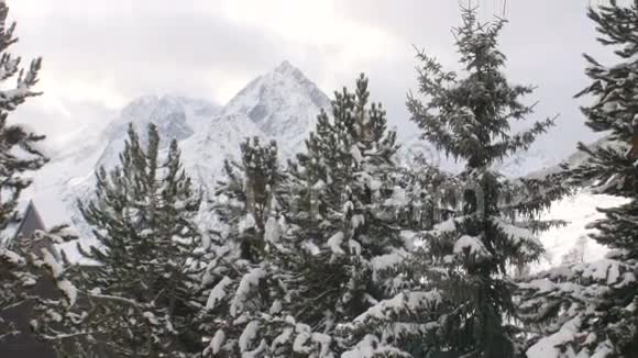 雪山蓝景潘4K视频的预览图