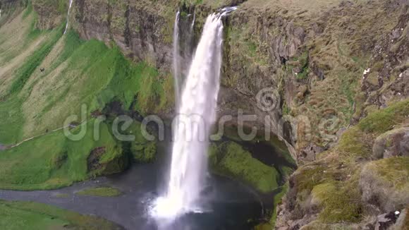 冰岛的Seljalandsfoss瀑布视频的预览图