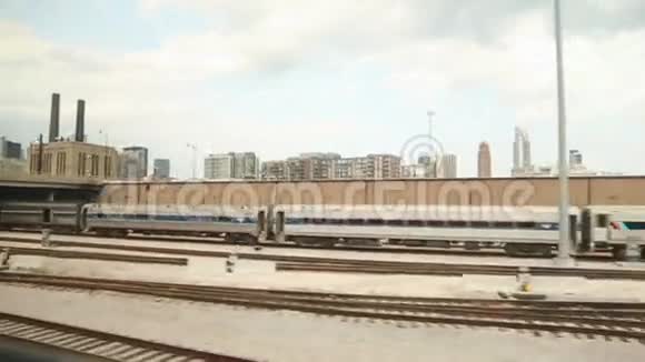 背景中的芝加哥视频的预览图