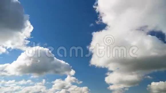 白云的时间流逝视频的预览图