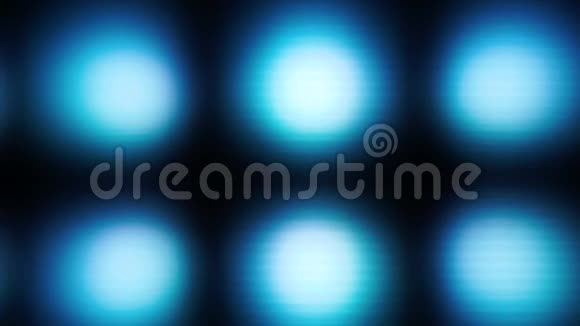 背景由闪烁的红色和蓝色灯泡组成视频的预览图