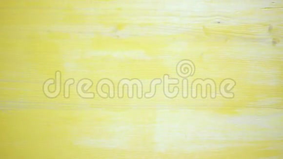 木制黄色背景在运动4K超高清视频的预览图