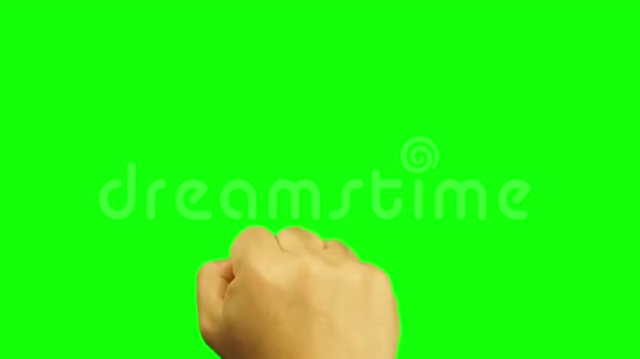男性手势胜利或两个或剪刀手势隔离绿色屏幕视频的预览图