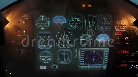模拟舱内充烟飞行模拟计算机软件视频的预览图