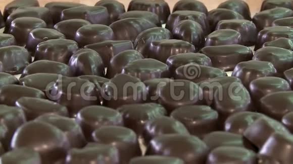 巧克力的制作视频的预览图