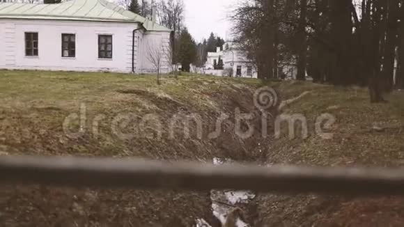 美丽的老式俄罗斯修道院视频的预览图