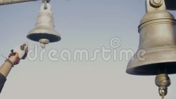 亚当山顶上的钟声斯里兰卡圣山视频的预览图
