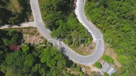 山路从上面到大佛高清空中射击泰国普吉岛视频的预览图