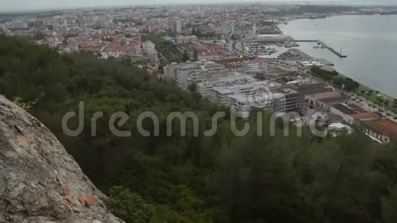葡萄牙塞图巴尔市全景视频的预览图