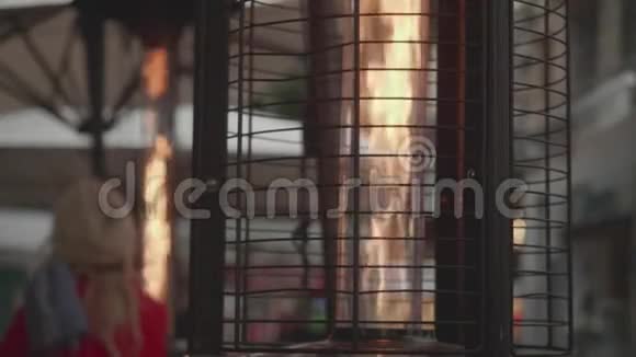 帕尔马德马马马耶卡街头咖啡馆加热器的慢动作视图视频的预览图