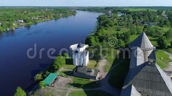 在老拉多加堡垒上空俄罗斯列宁格勒地区视频的预览图