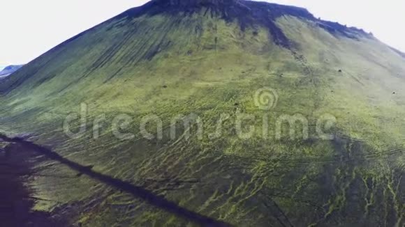 在冰岛著名火山Eyjafjallajokull旁边的thorsmork视频的预览图