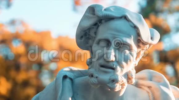 雕塑亚里士多德在夏园视频的预览图