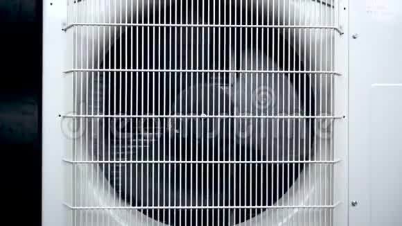 大型室外空调机组大型风扇空气压缩机视频的预览图