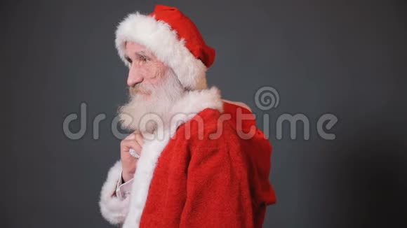 圣诞老人的肖像视频的预览图