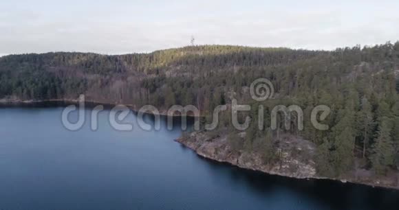 美丽的空中视频Agelsjon挪威瑞典斯堪的纳维亚视频的预览图