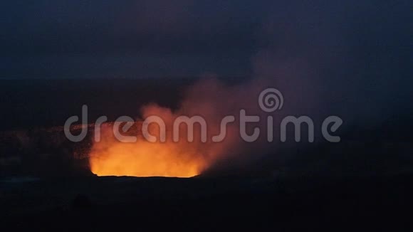 吸烟火山口夏威夷视频的预览图