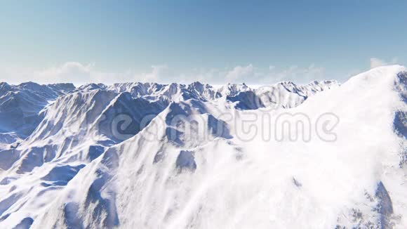 飞越美丽的雪山视频的预览图