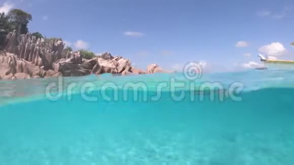 浮潜圣皮埃尔岛视频的预览图