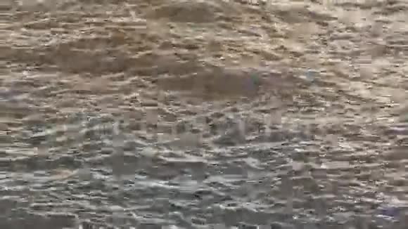 波涛汹涌的海面视频的预览图