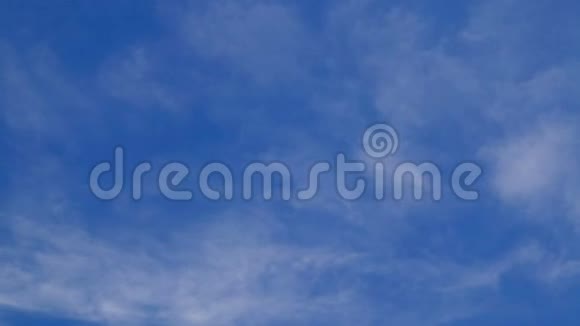 白云带蓝天视频的预览图