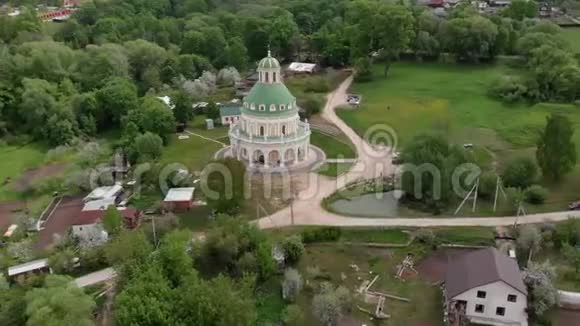 俄罗斯波德莫科洛沃圣母诞生教堂视频的预览图