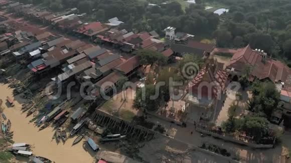 柬埔寨浮村磅石沛邦通勒萨普湖无人机飞行4k视频的预览图