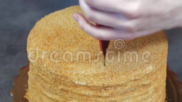 自制蛋糕的制作过程视频的预览图