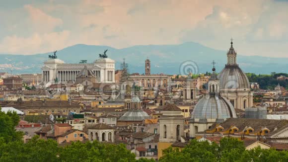 夏日罗马著名城市景观阿尔泰德拉帕特拉屋顶全景4k时间流逝意大利视频的预览图