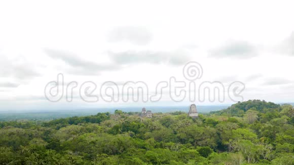 Tikals国家公园云的时间流逝视频视频的预览图