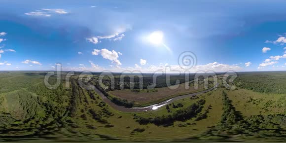 VR360飞越绿色森林视频的预览图