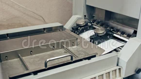 测谎仪工业用折叠印刷机工业用输送机视频的预览图
