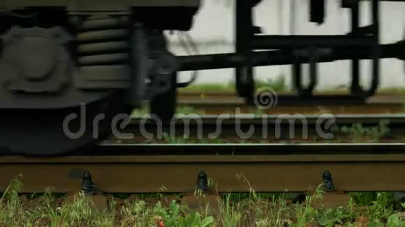 火车的轮子视频的预览图