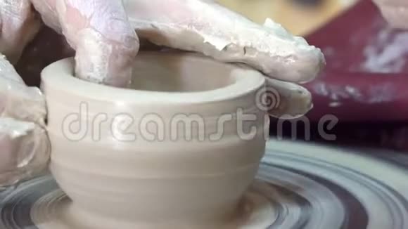 土制自制陶器视频的预览图