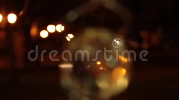 水晶球旋转之夜视频的预览图