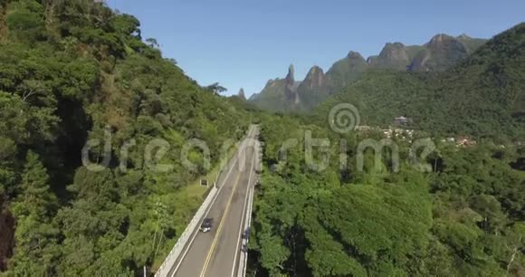 很棒的直路只有一条路奇异山脉奇妙山脉视频的预览图