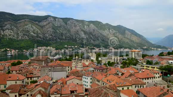 从黑山Kotor的Lovcen山俯瞰Kotor老城科特尔是联合国教科文组织世界的一部分时光流逝视频的预览图